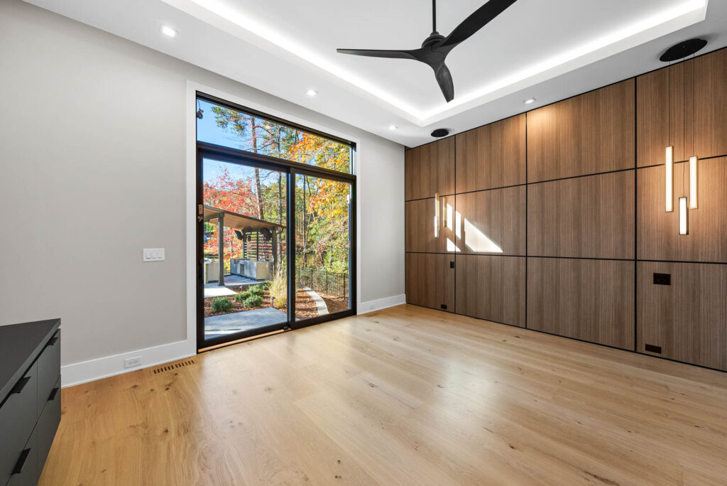 wood panels in sunroom